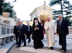 pope-francis-ap2_custom-35b090fdb44d1cd3207660a63e5d93856a112c0a-s600-c85