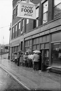 pretzel bell Apr 1985